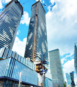 Výtahy, lávky a pracovní plošiny